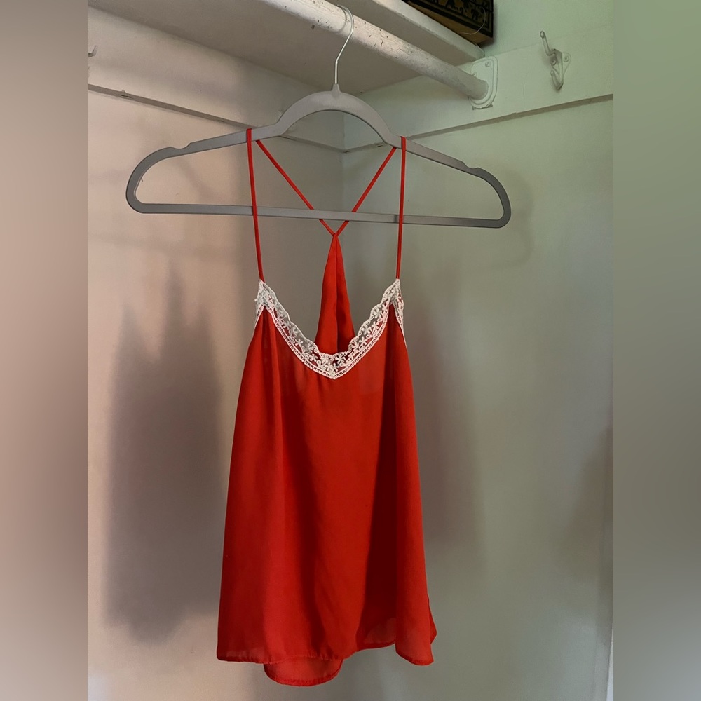 Pink tank with white lace size small